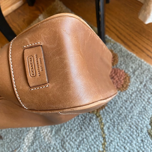 Coach Tan Leather Tote Bag - Picture 4 of 9
